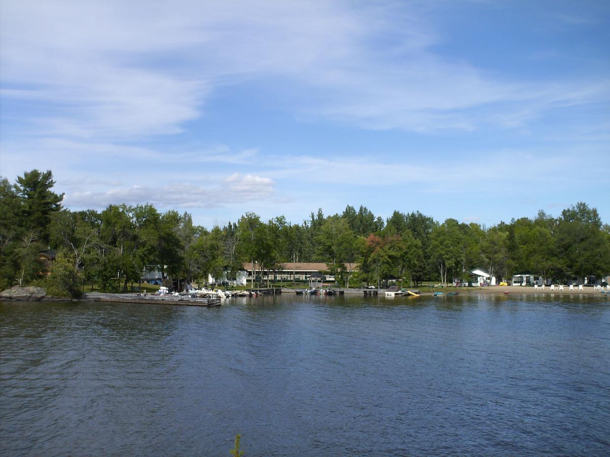 Chalkley'S Sandy Bay Cottage Resort Nipissing Beach Eksteriør billede