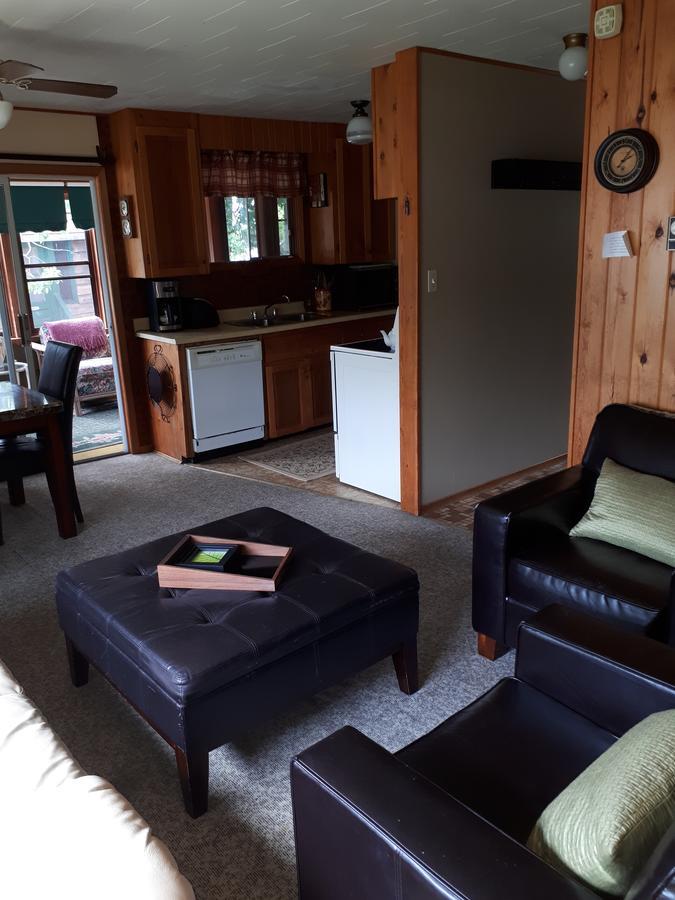 Chalkley'S Sandy Bay Cottage Resort Nipissing Beach Eksteriør billede