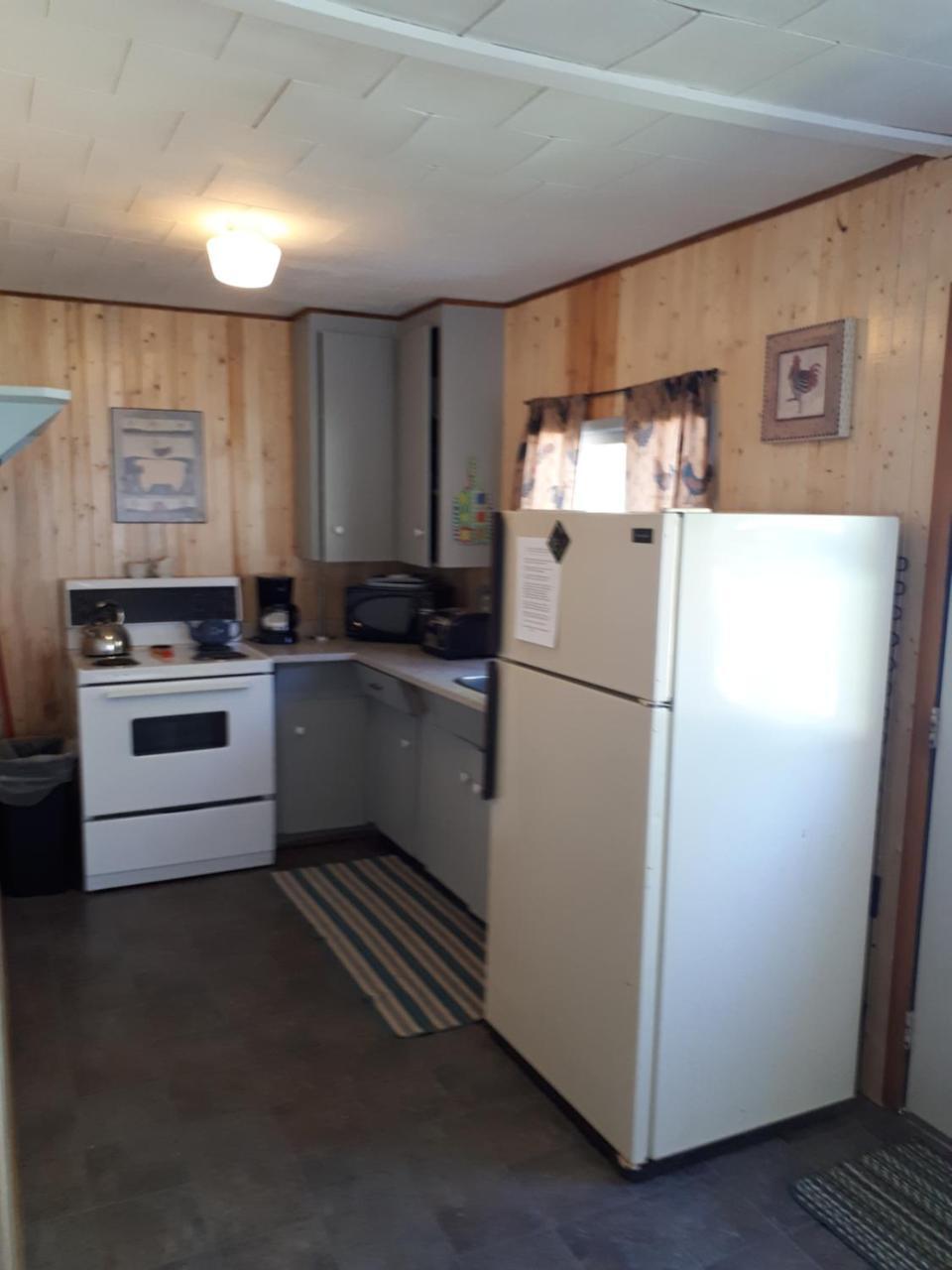 Chalkley'S Sandy Bay Cottage Resort Nipissing Beach Eksteriør billede